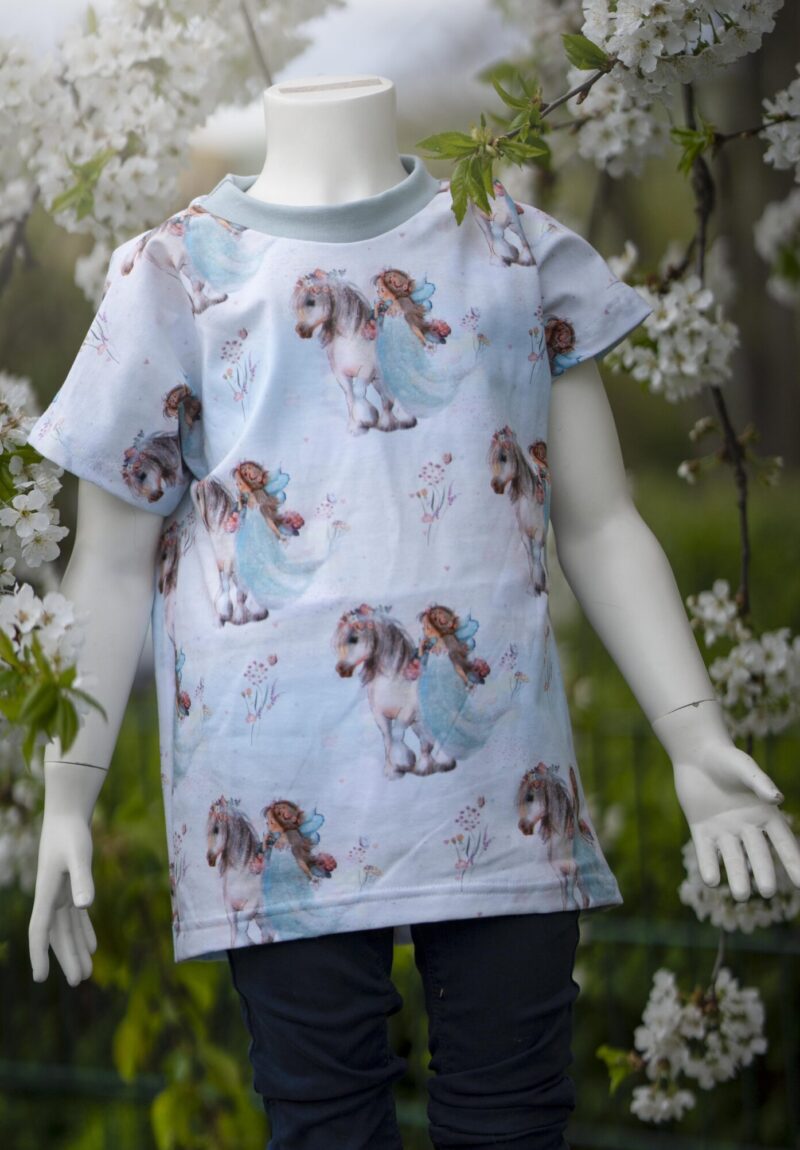 T-Shirt Blumenpferd